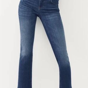 Zara Indigo Low Rise Cropped Jeans